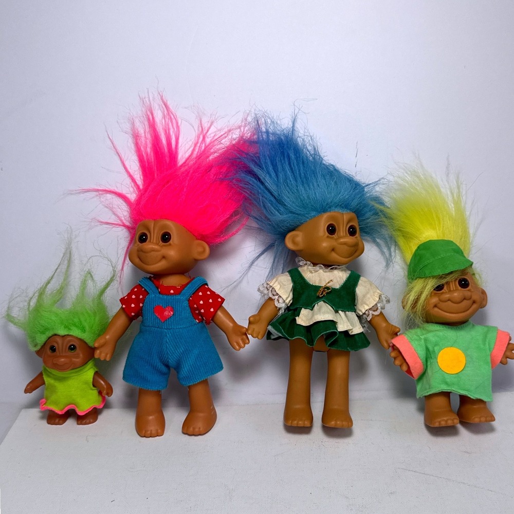Russ Berrie Troll Doll Lot 4pc Vintage Mixed Sizes Pink Blue Yellow Green Hair